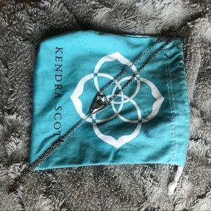 Kendra Scott Hand Chain